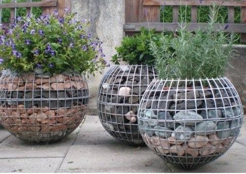 Габионы для камня и садовый декор