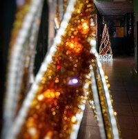 Световая елка - конус " Спираль" с мишурой , в. 3 м