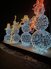 Световая уличная фигура Снеговики с инструментами