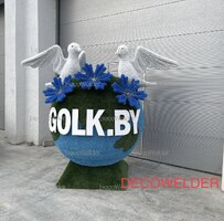 Топиарная композиция - Земной шар, голуби, васильки и логотип