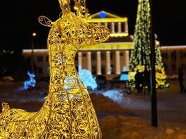 Световая уличная фигура Олень 2,8 м Серия Ажур